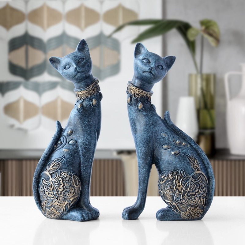 Lucky cat ornaments