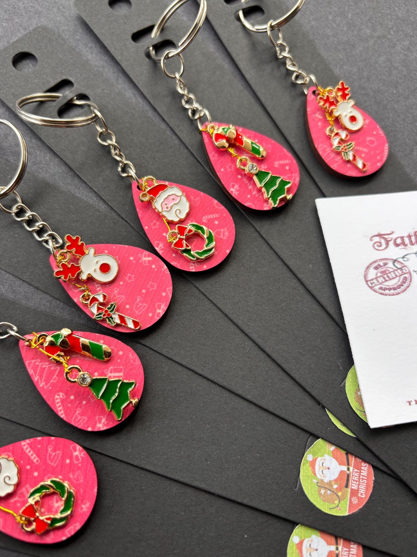 Christmas Keyring with Magical Father Christmas Note