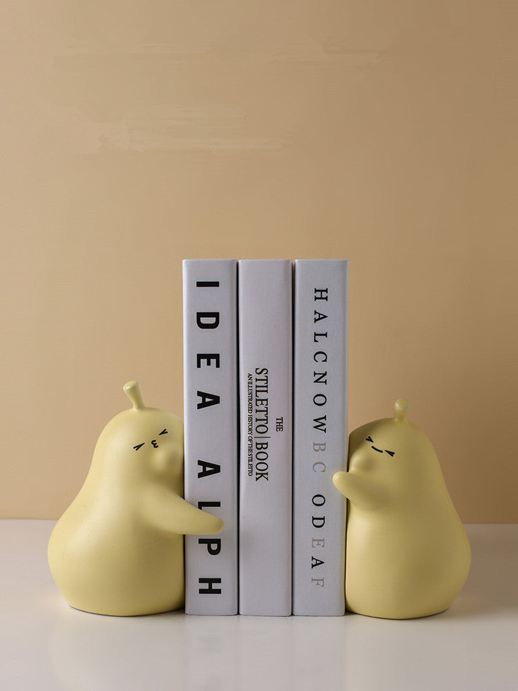 Ins Lovely Ceramic Holding Pear Living Room Ornaments