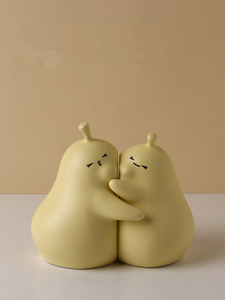 Ins Lovely Ceramic Holding Pear Living Room Ornaments