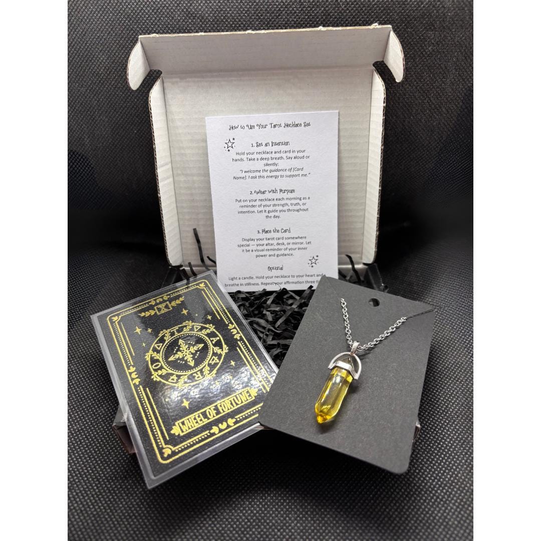 Tarot Card Necklace Gift Set