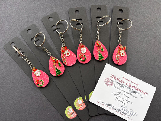 Christmas Keyring with Magical Father Christmas Note