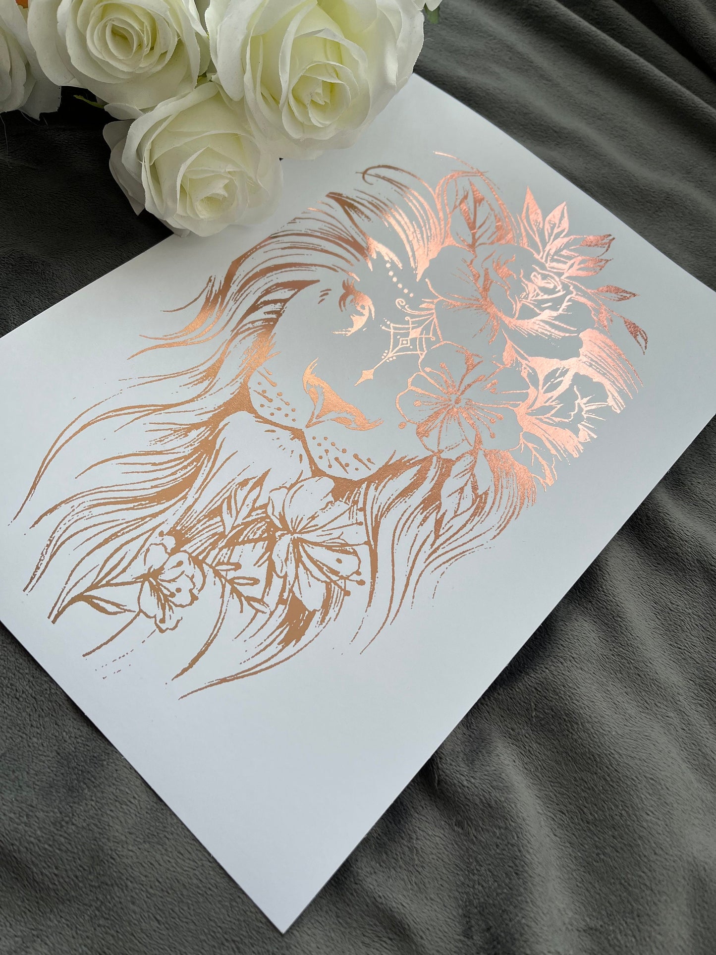 Lion Foil Print White/Rose Gold